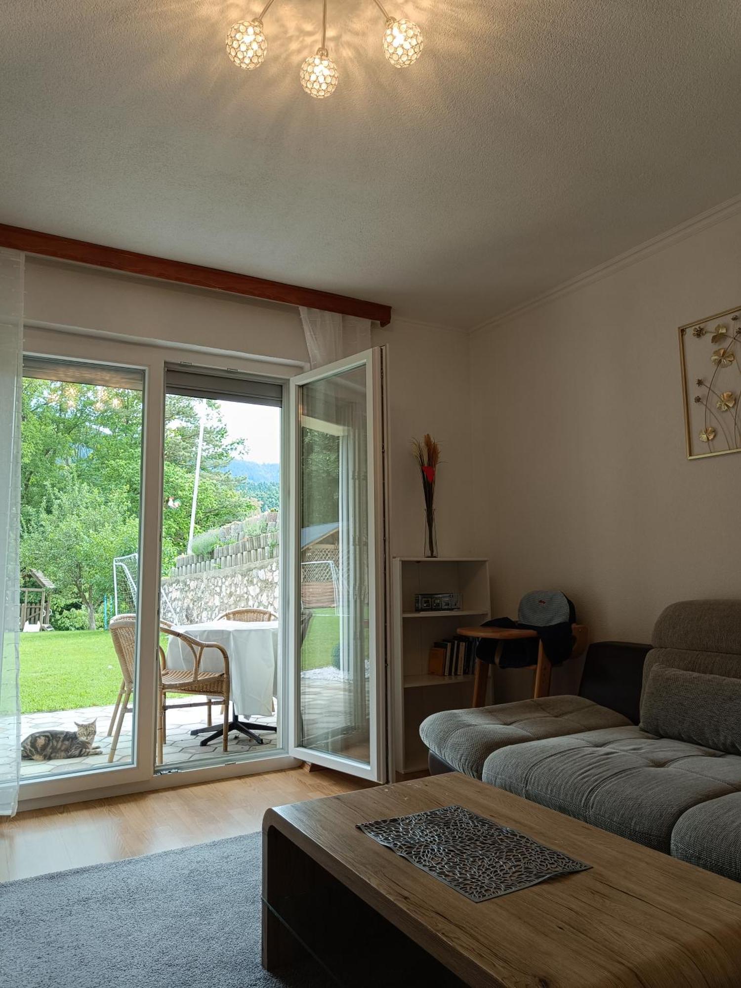 Ella Ferienwohnung Arnoldstein Extérieur photo